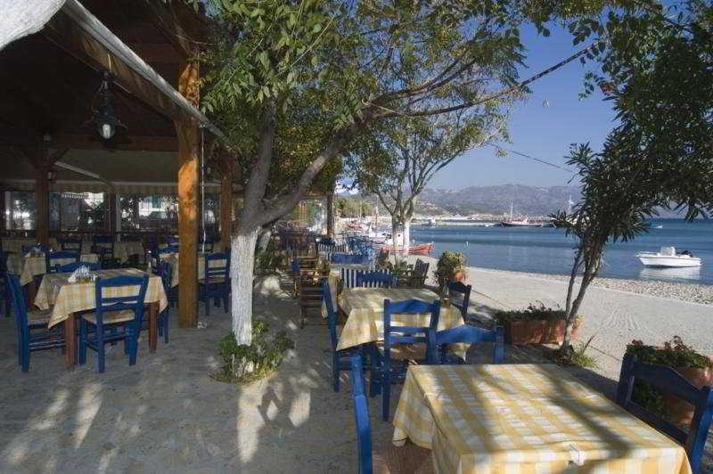 Hotel Kerkis Bay à Marathókampos Extérieur photo